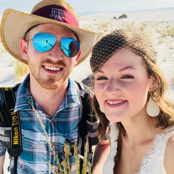 Meet your Posher, Jennifer - Picture 3 of 3